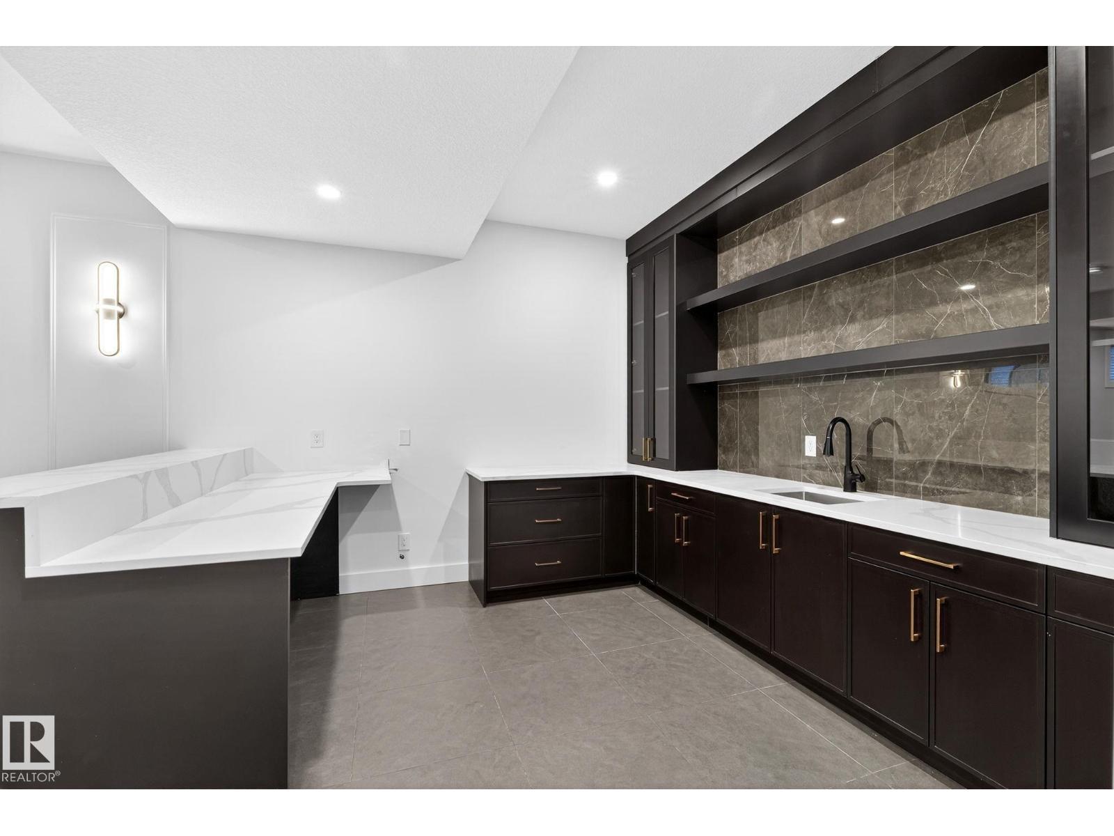 1926 Ainslie Link Sw, Edmonton, AB - Indoor