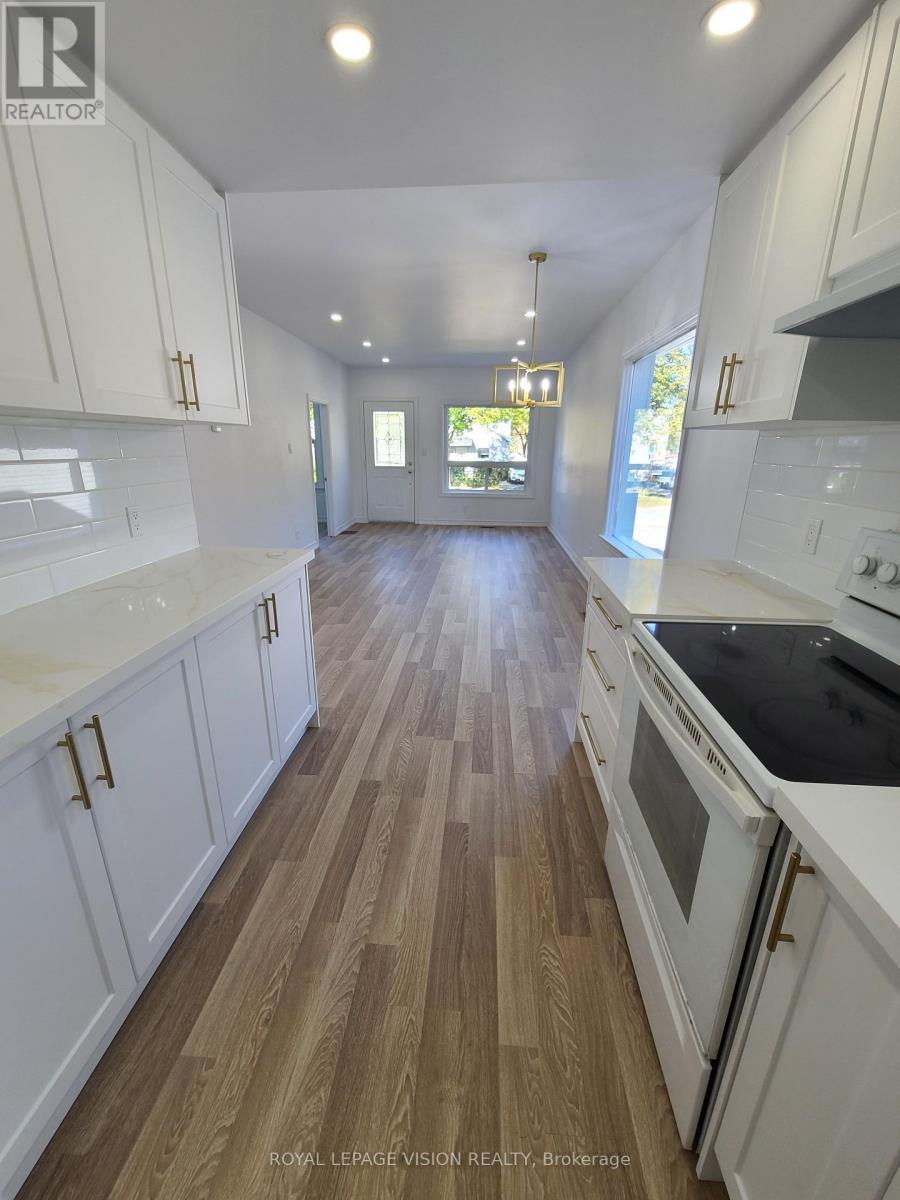 NEW KITCHEN - 157 College Avenue, Oshawa, ON - Indoor Photo Showing Kitchen