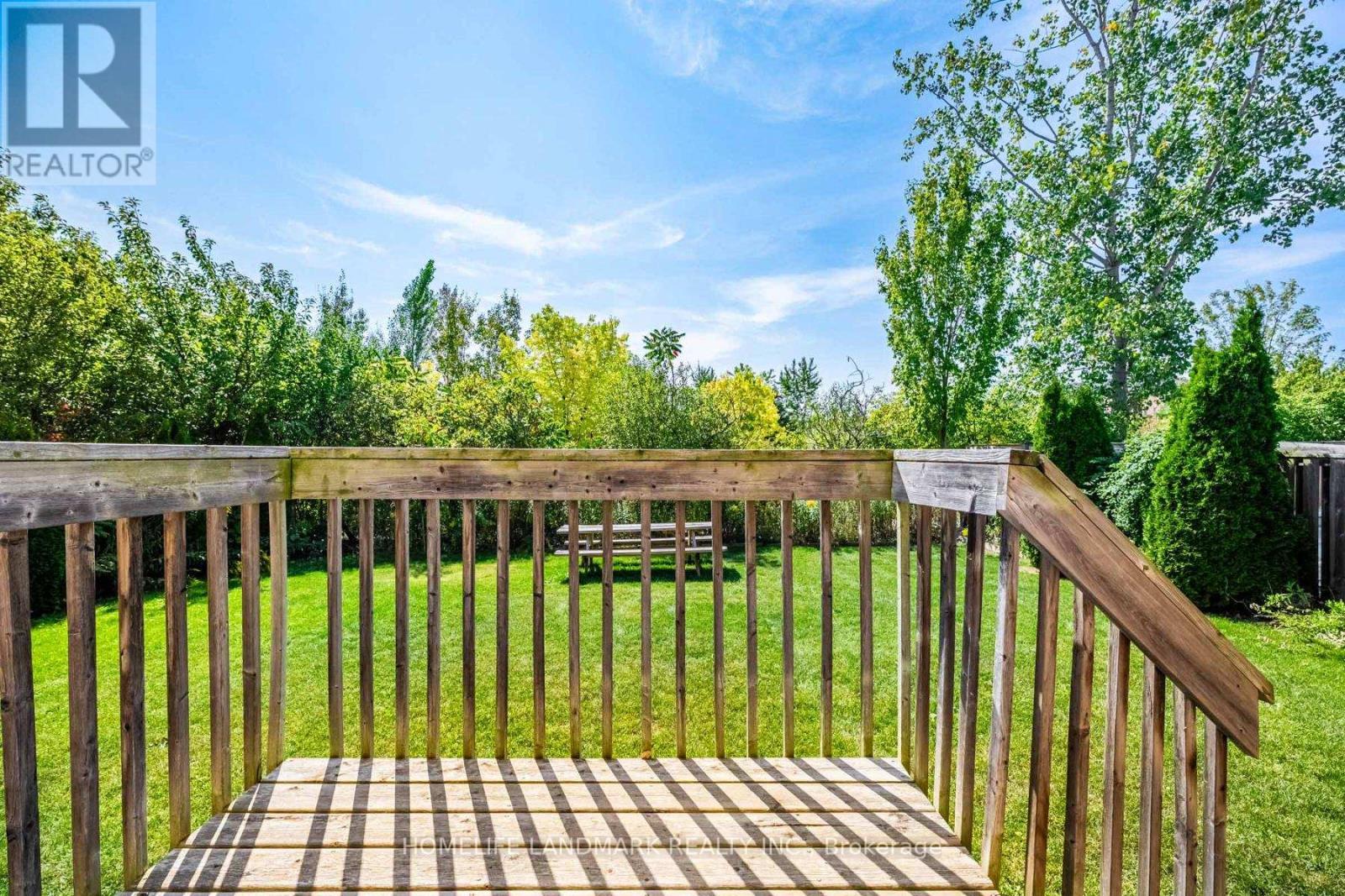 2481 Whistling Springs Crescent, Oakville, ON - Outdoor