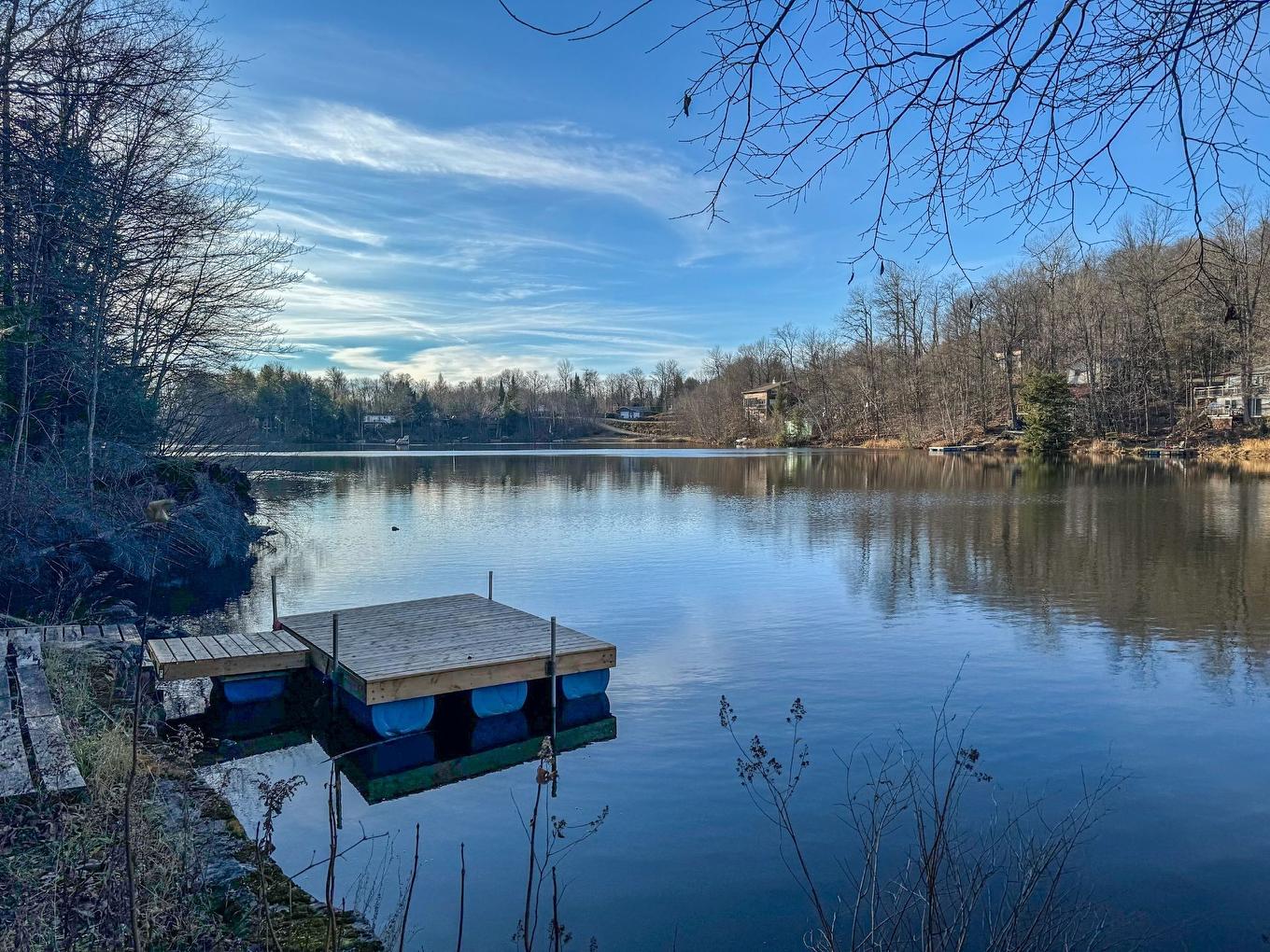 Waterfront - 51 Ch. Du Lac, Brownsburg-Chatham, QC - Outdoor With Body Of Water With View