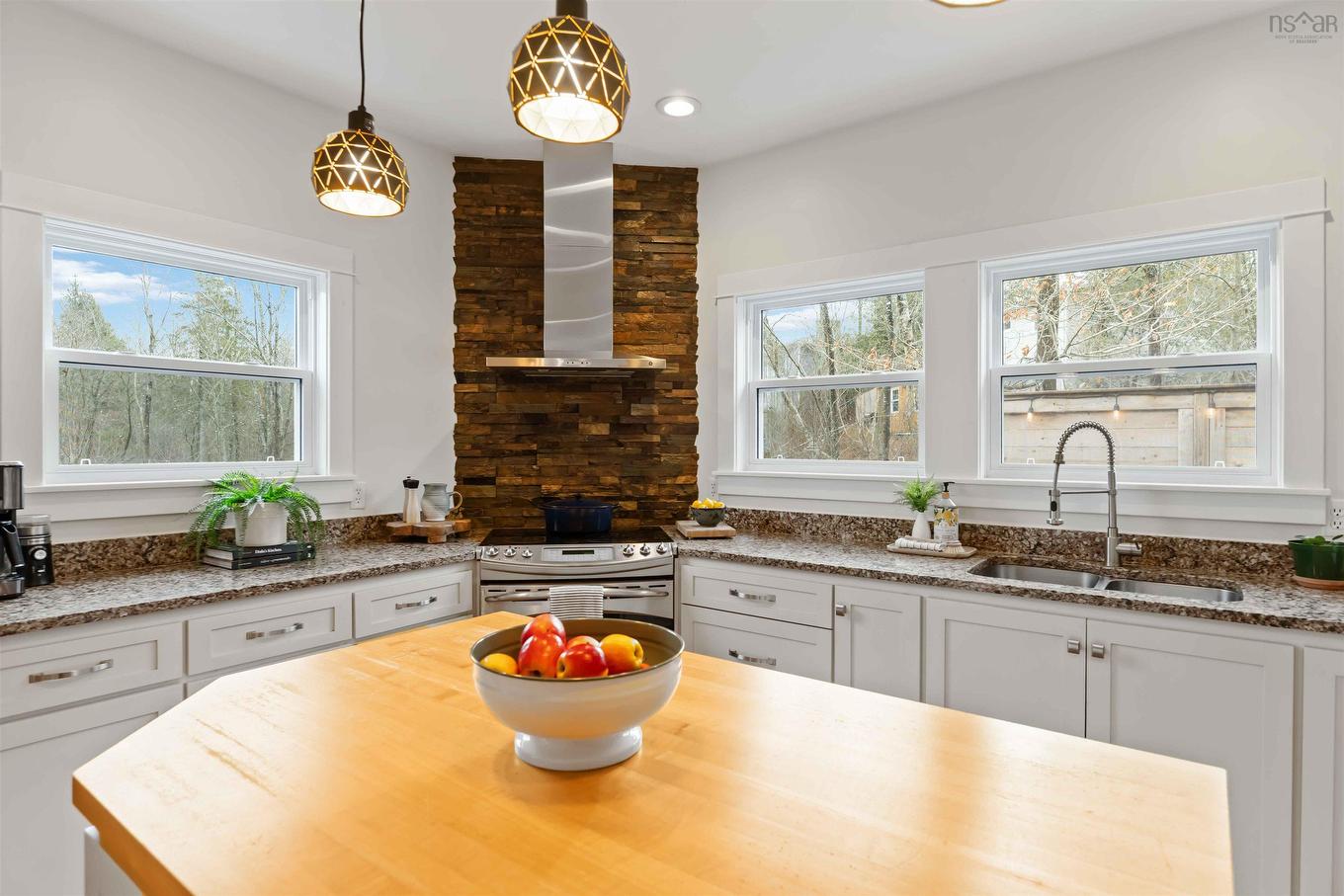 69 Sherwood Drive, Wolfville, NS