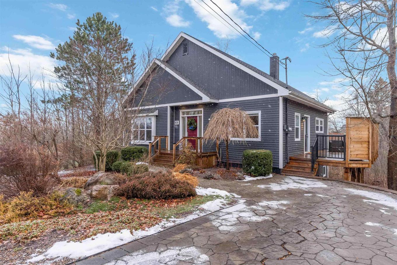 69 Sherwood Drive, Wolfville, NS