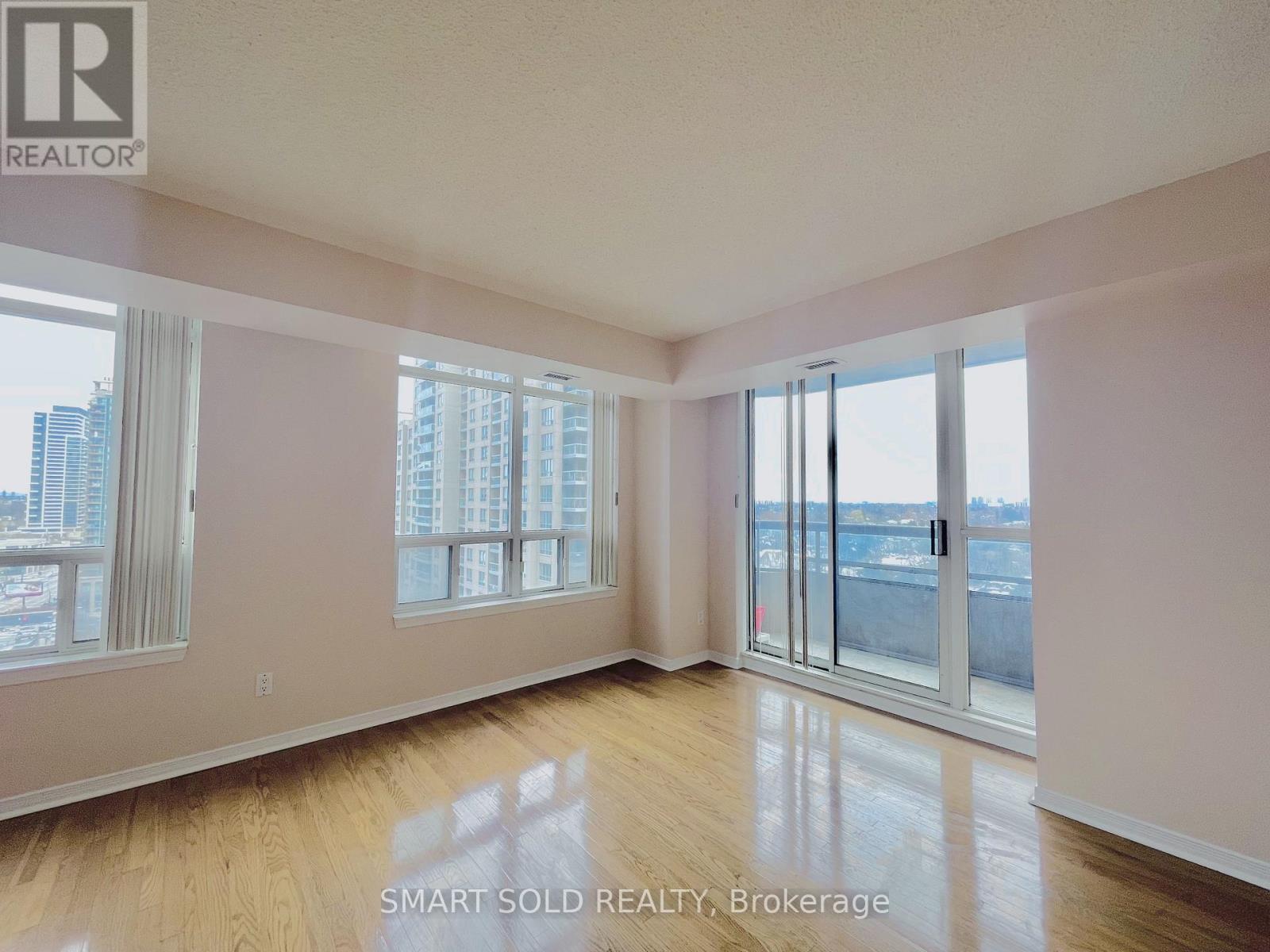 703 - 33 Empress Avenue, Toronto, ON - Indoor Photo Showing Other Room