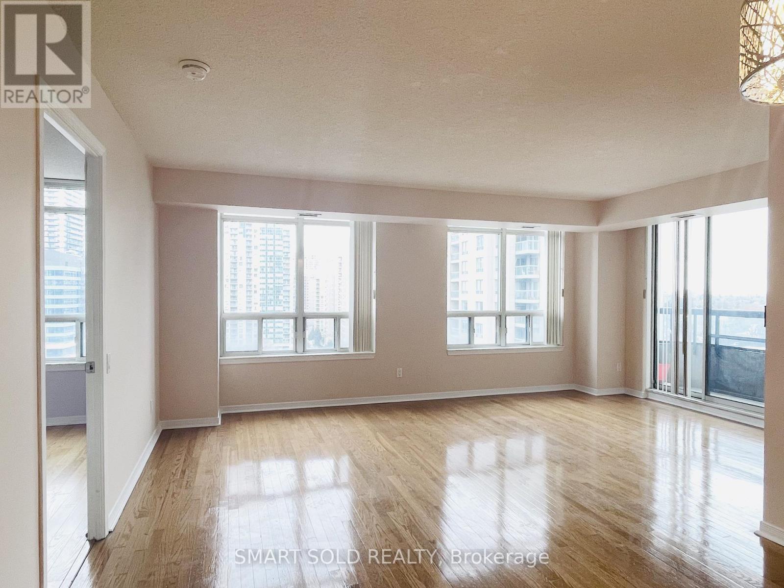 703 - 33 Empress Avenue, Toronto, ON - Indoor Photo Showing Other Room