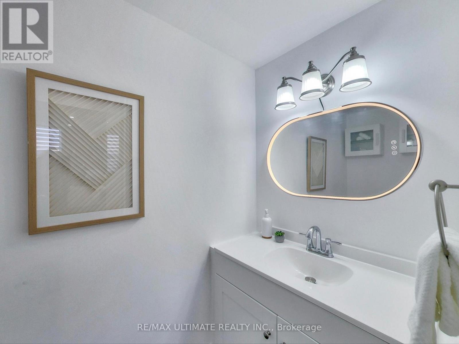 406 - 75 Emmett Avenue, Toronto, ON - Indoor Photo Showing Bathroom