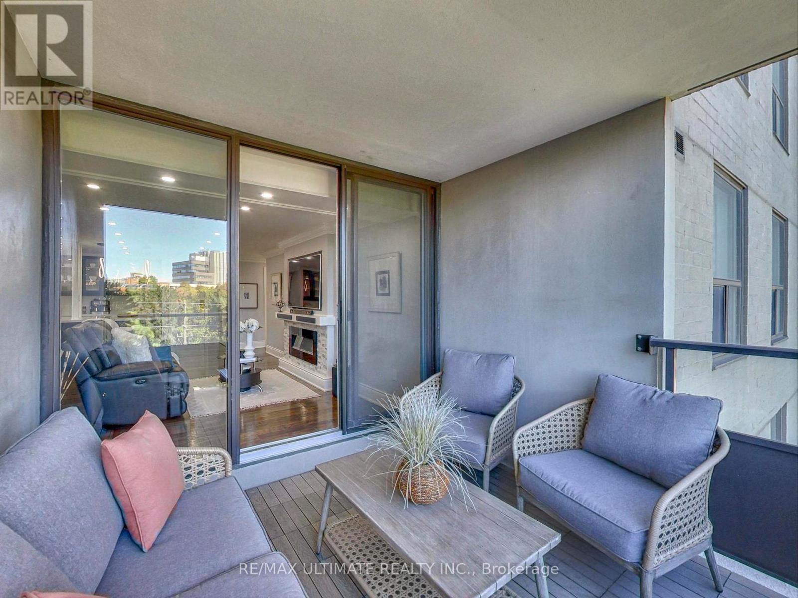 406 - 75 Emmett Avenue, Toronto, ON - Outdoor With Exterior