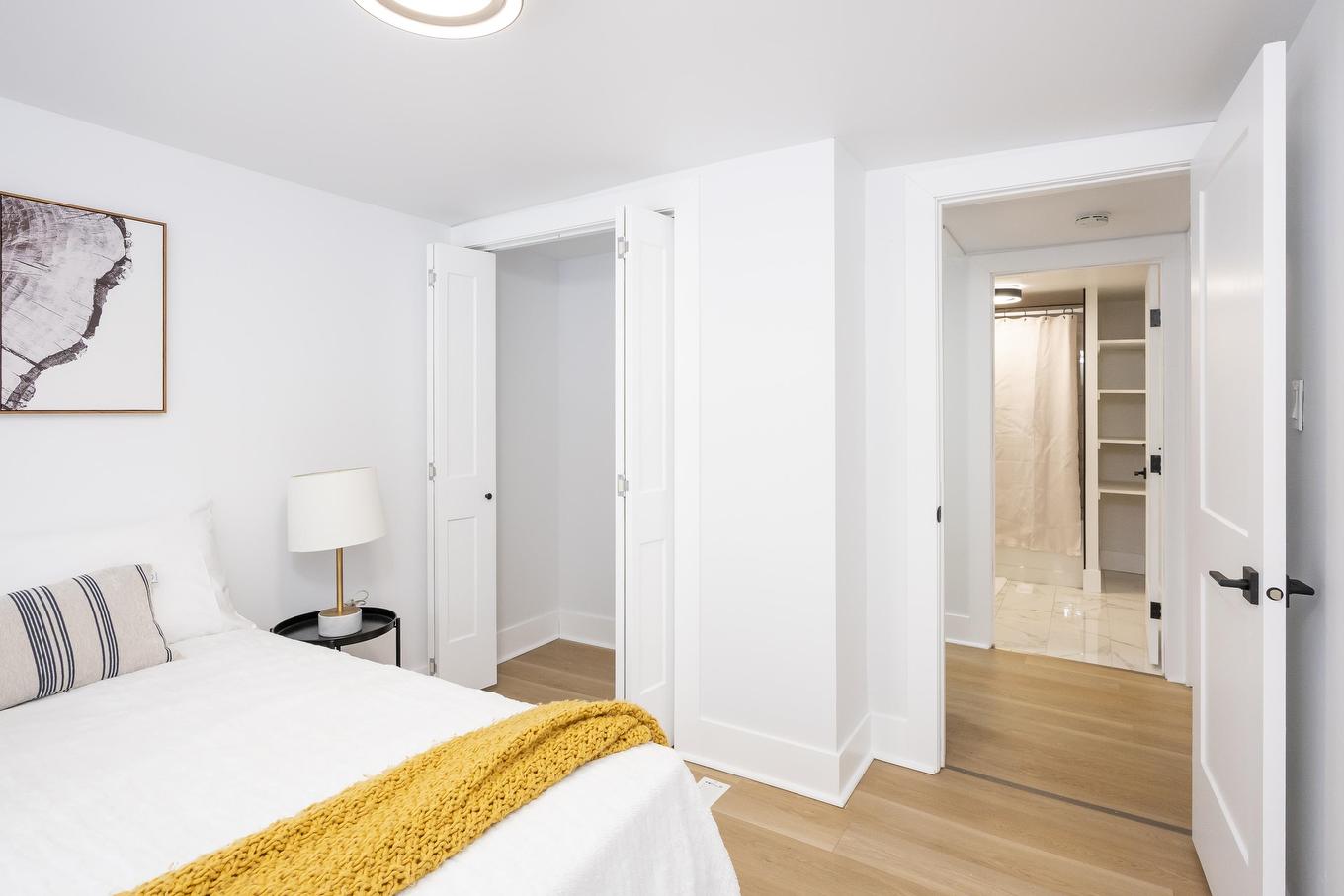 598 Van Norman Street, Thunder Bay, ON - Indoor Photo Showing Bedroom