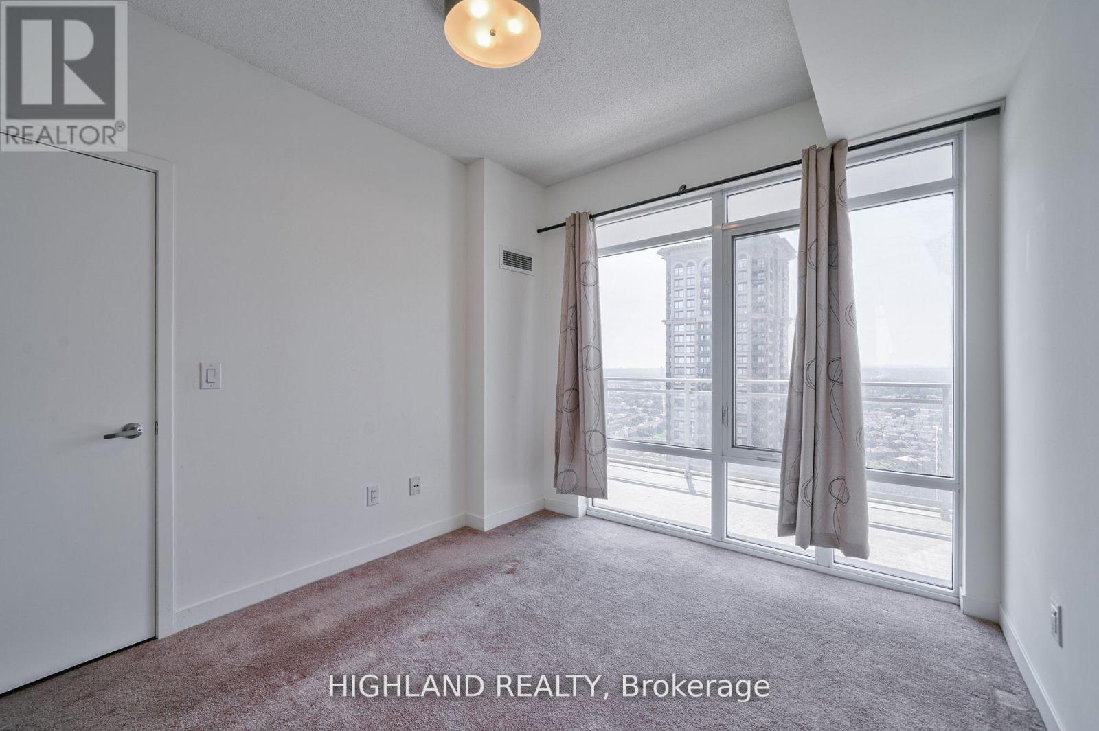 2807 - 360 Square One Drive, Mississauga, ON - Indoor Photo Showing Other Room