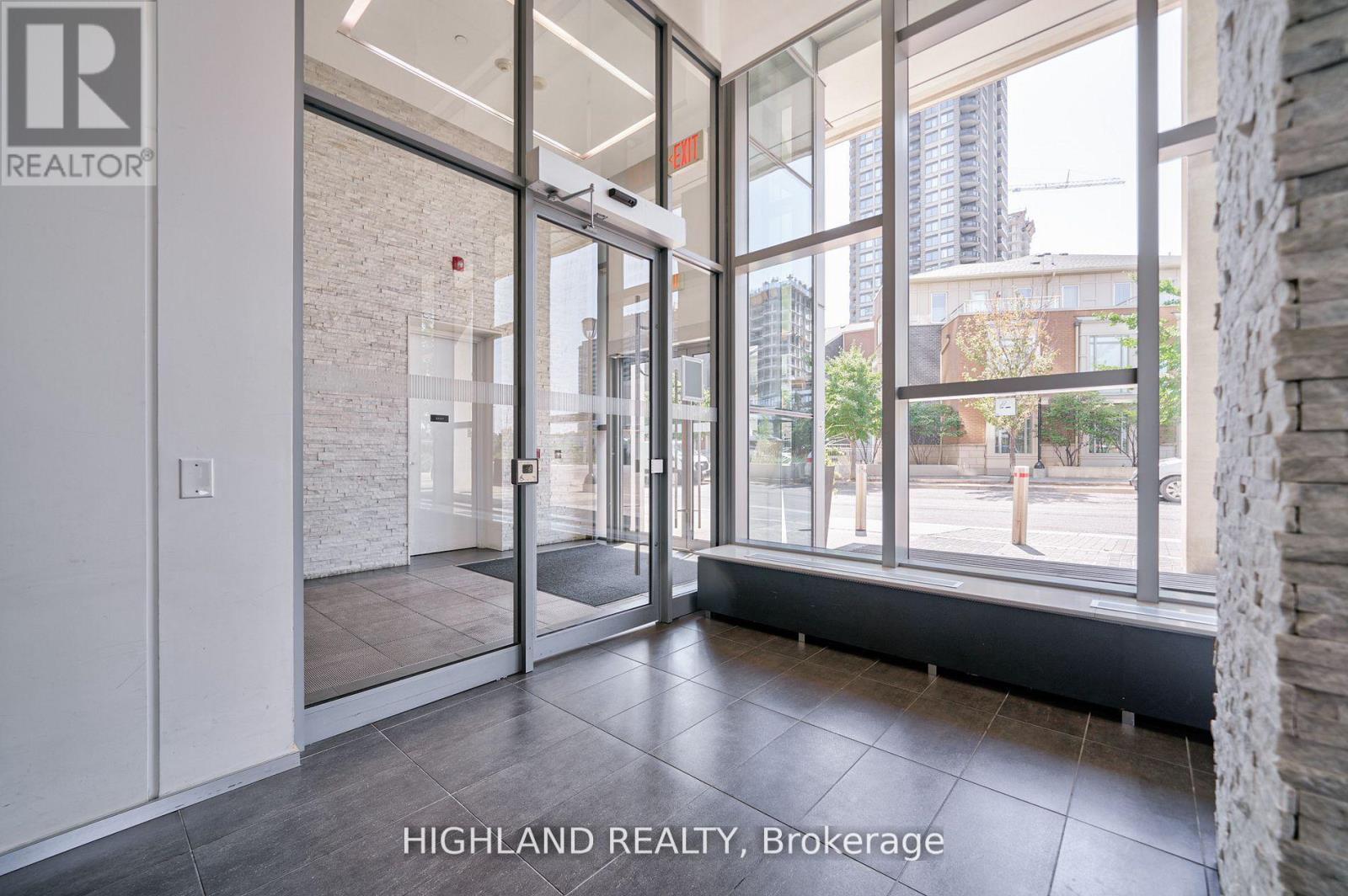 2807 - 360 Square One Drive, Mississauga, ON - Indoor Photo Showing Other Room