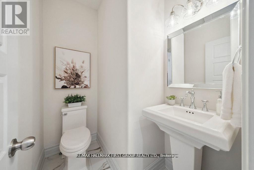 8 Bridges Boulevard, Port Hope, ON - Indoor Photo Showing Bathroom