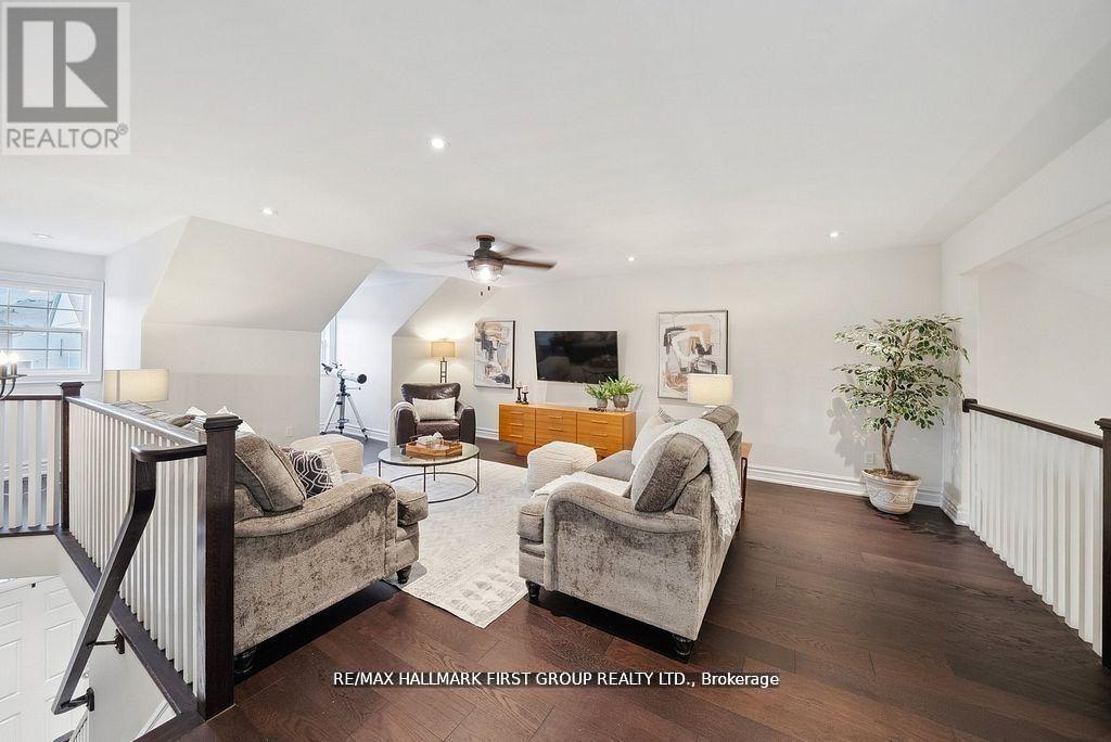 8 Bridges Boulevard, Port Hope, ON - Indoor