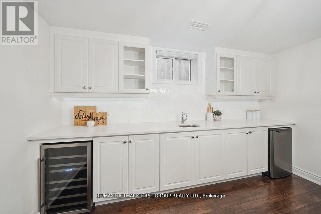 8 Bridges Boulevard, Port Hope, ON - Indoor