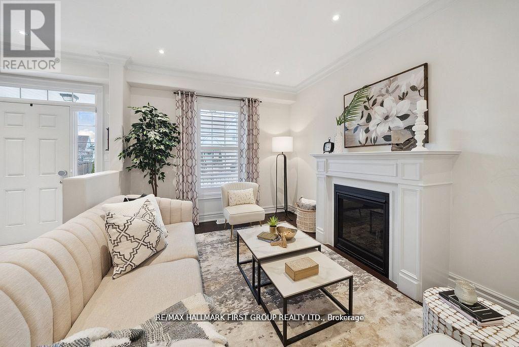 8 Bridges Boulevard, Port Hope, ON - Indoor Photo Showing Living Room With Fireplace