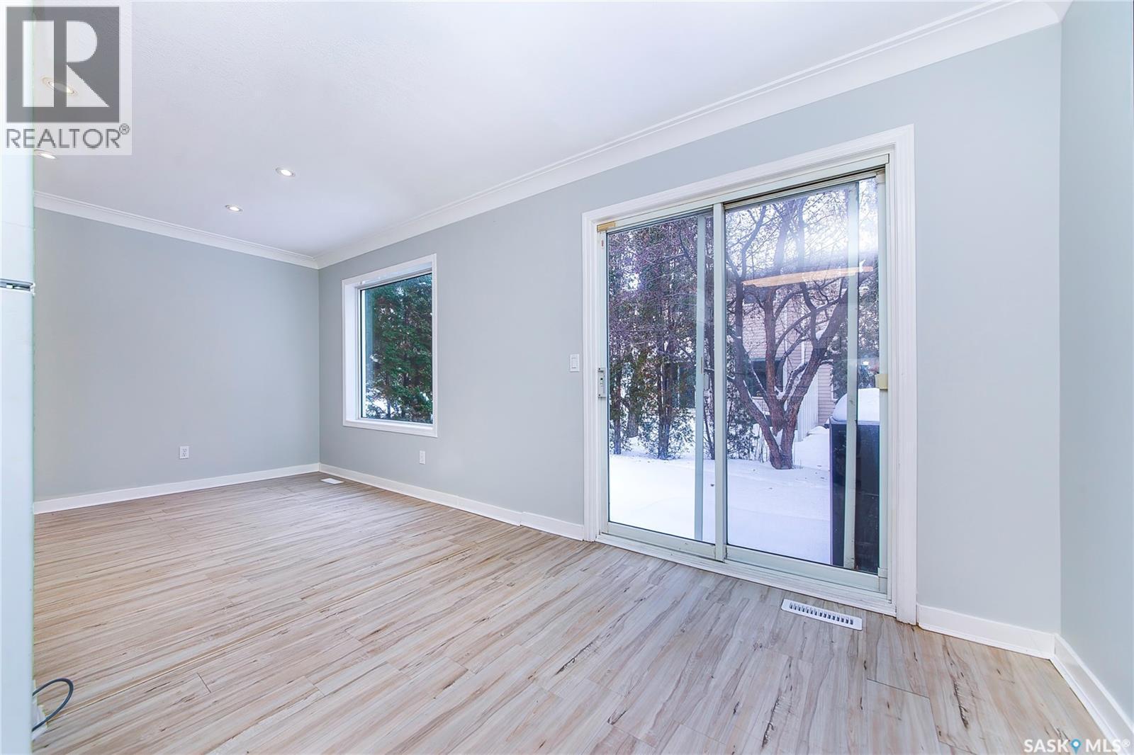 28 215 Pinehouse Drive, Saskatoon, SK - Indoor Photo Showing Other Room