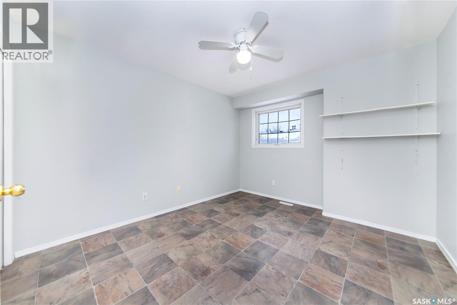 28 215 Pinehouse Drive, Saskatoon, SK - Indoor Photo Showing Other Room