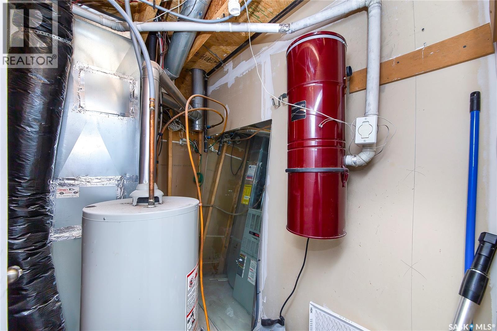 28 215 Pinehouse Drive, Saskatoon, SK - Indoor Photo Showing Basement