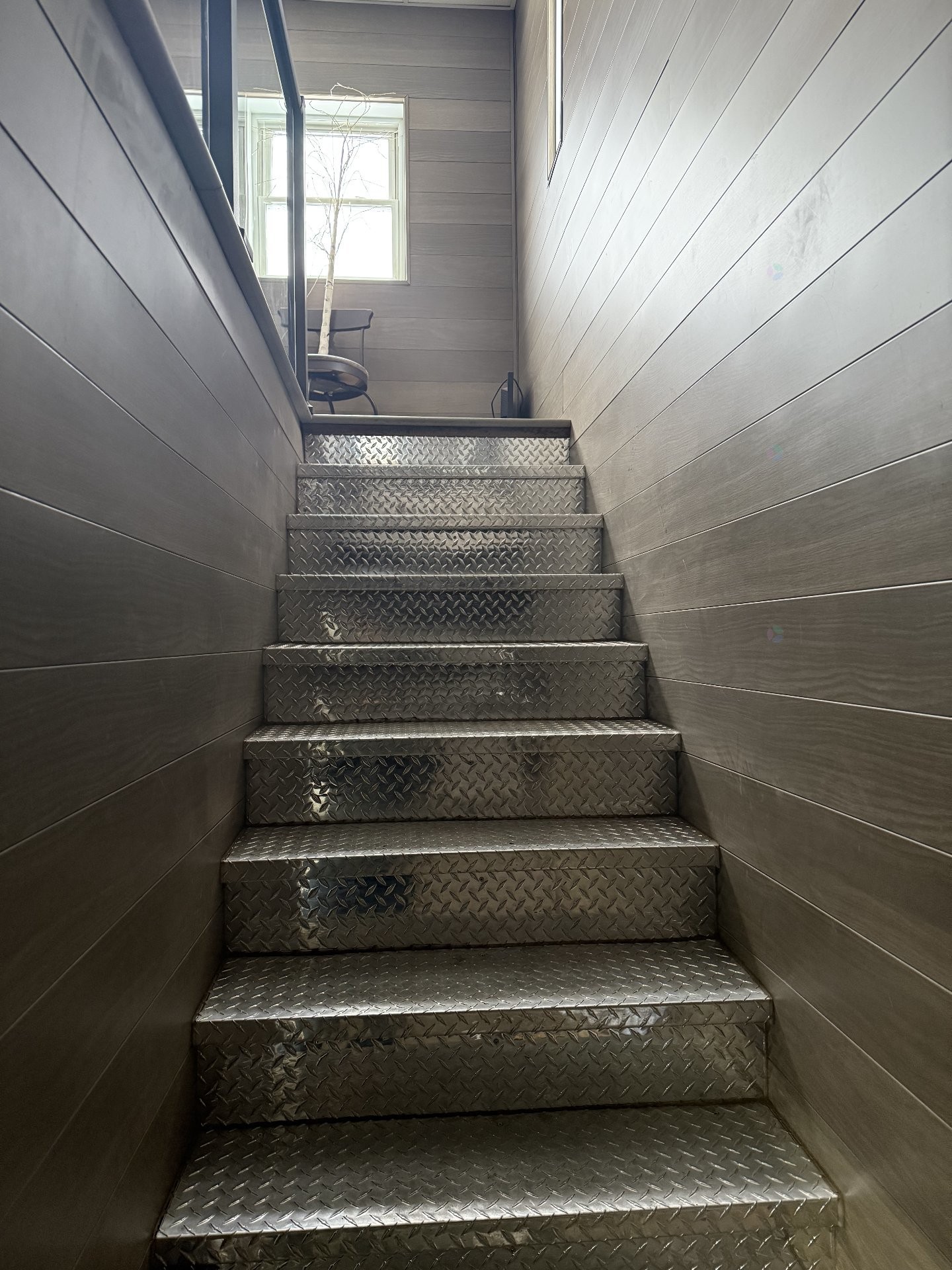 Staircase - 469 Rg Notre-Dame, Saint-Chrysostome, QC - Indoor Photo Showing Other Room