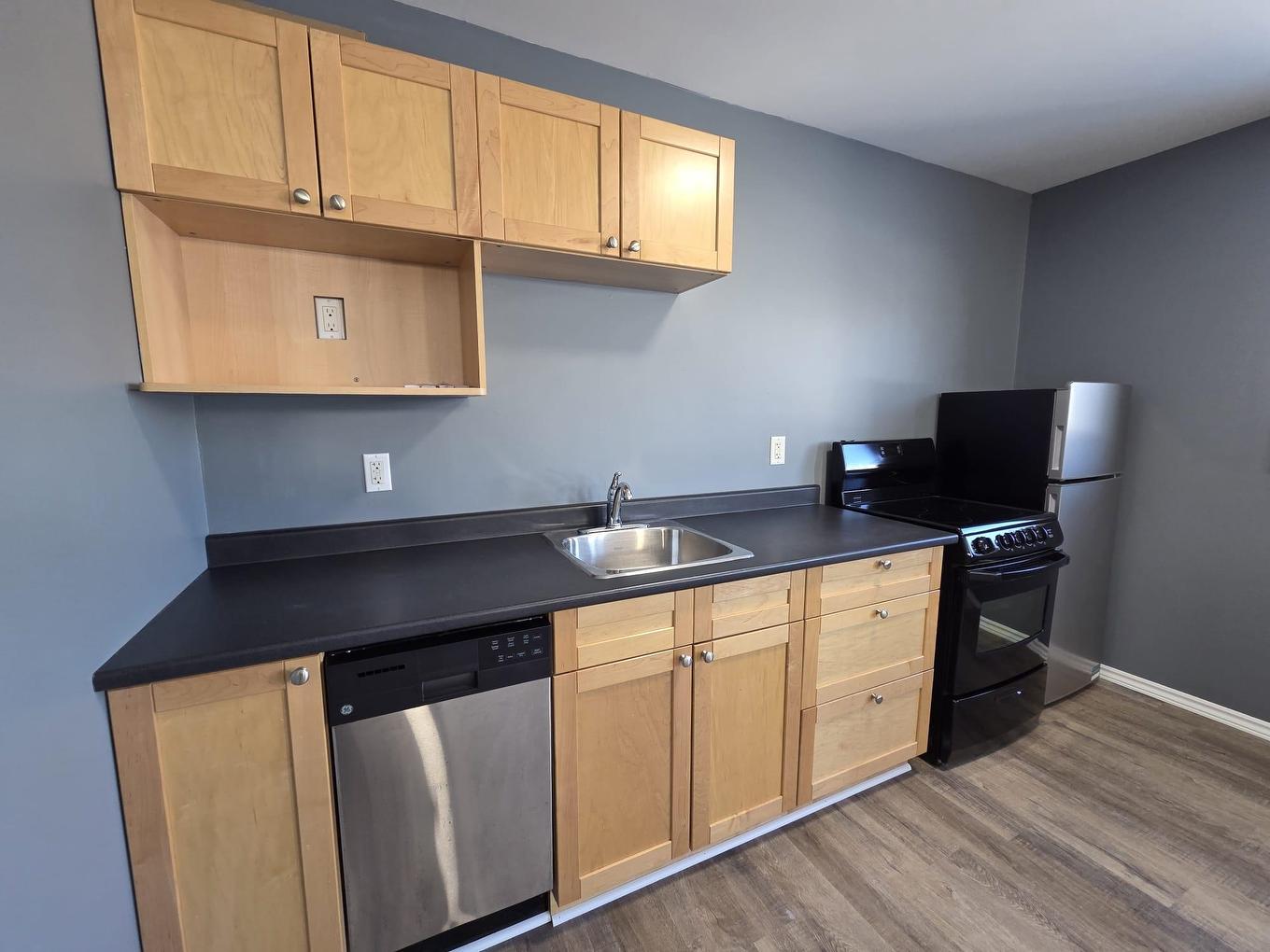 132 Fifth Street S, Nipigon, ON - Indoor Photo Showing Kitchen