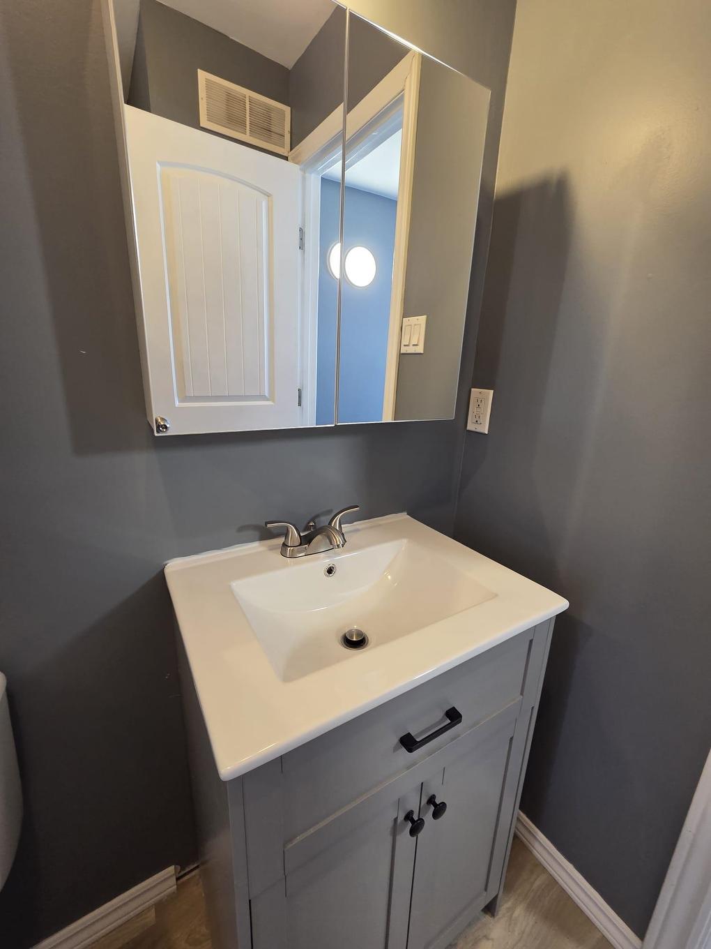 132 Fifth Street S, Nipigon, ON - Indoor Photo Showing Bathroom
