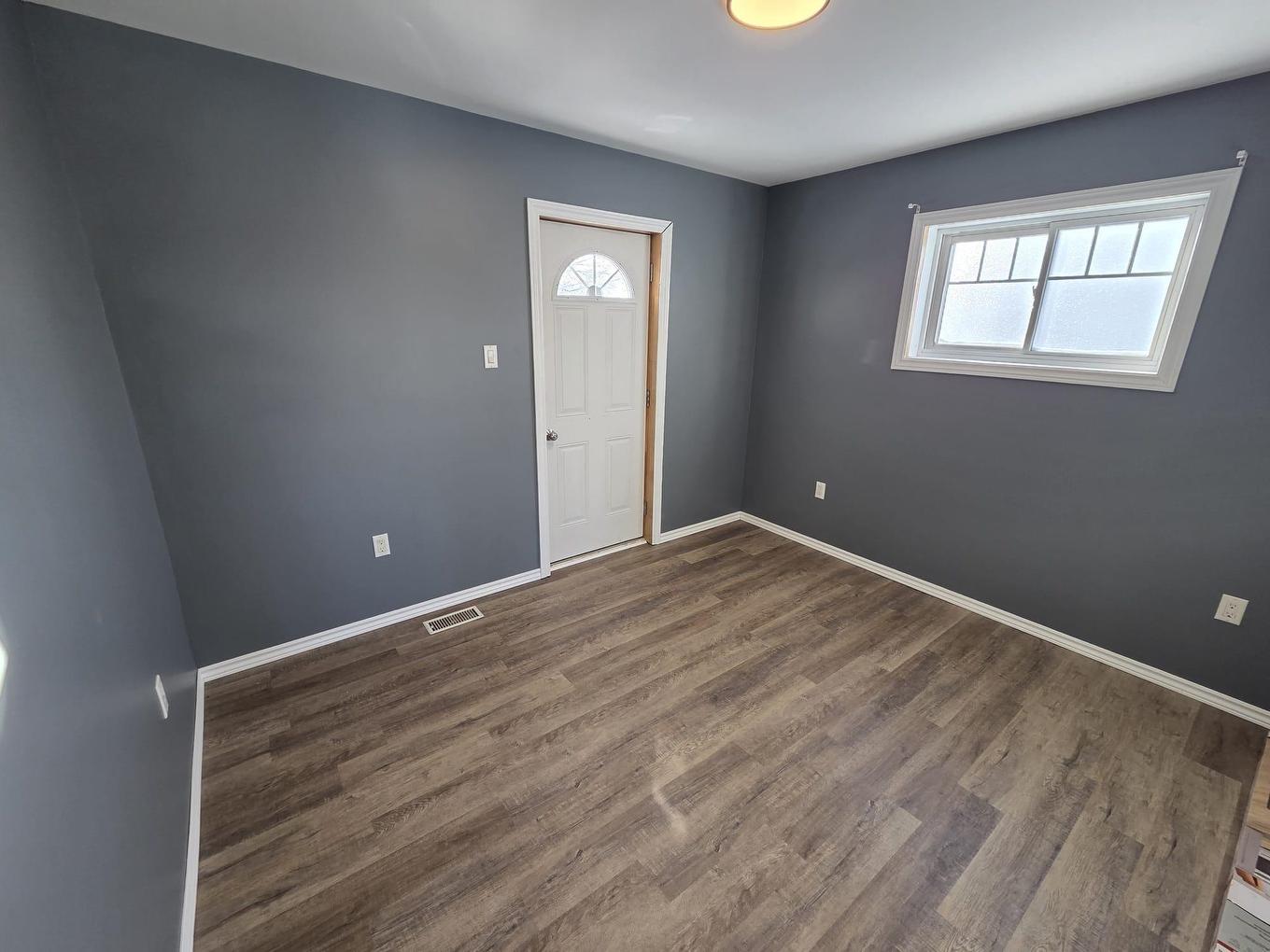 132 Fifth Street S, Nipigon, ON - Indoor Photo Showing Other Room