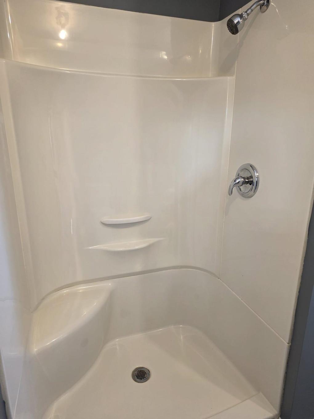 132 Fifth Street S, Nipigon, ON - Indoor Photo Showing Bathroom