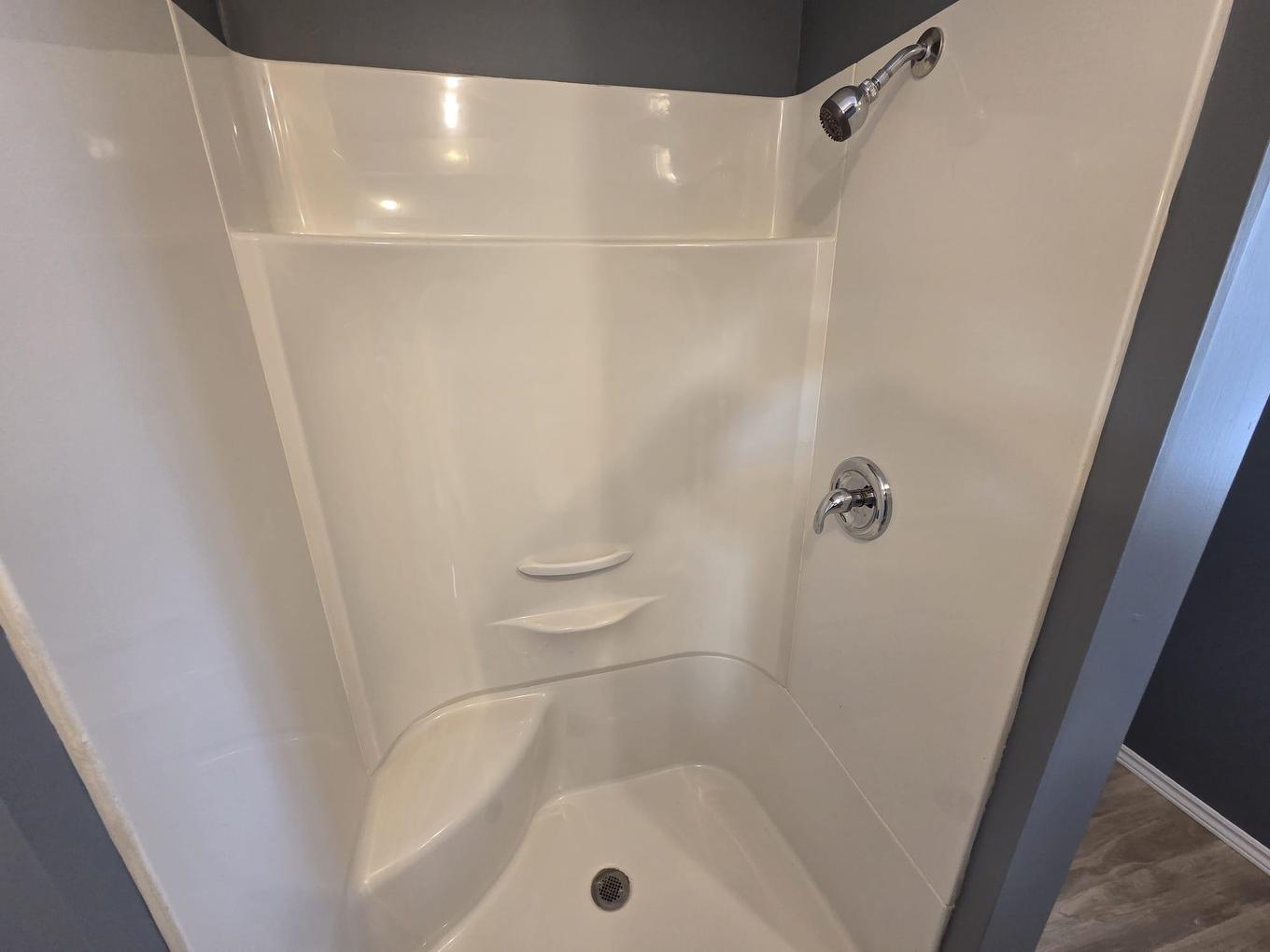 132 Fifth Street S, Nipigon, ON - Indoor Photo Showing Bathroom