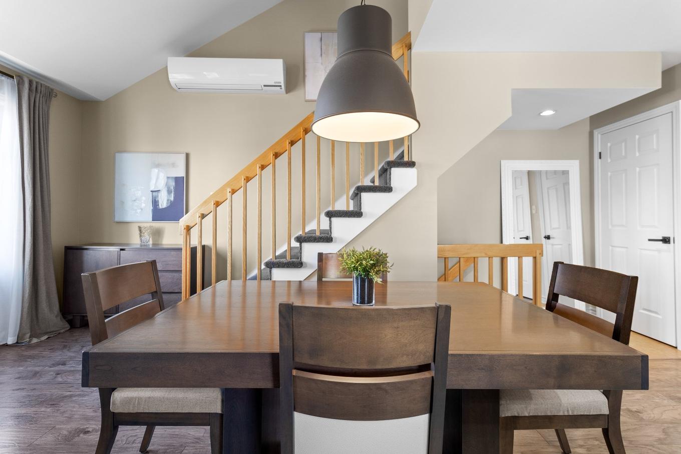 Dining room - 3384 Boul. Gareau, Longueuil (Saint-Hubert), QC - Indoor Photo Showing Dining Room
