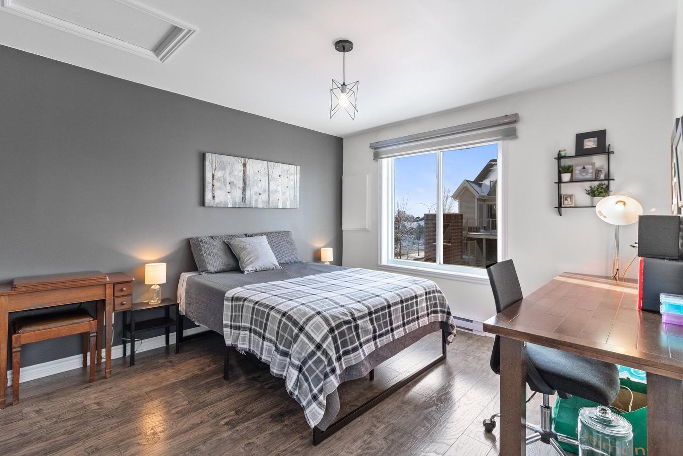 Bedroom - 3384 Boul. Gareau, Longueuil (Saint-Hubert), QC - Indoor Photo Showing Bedroom