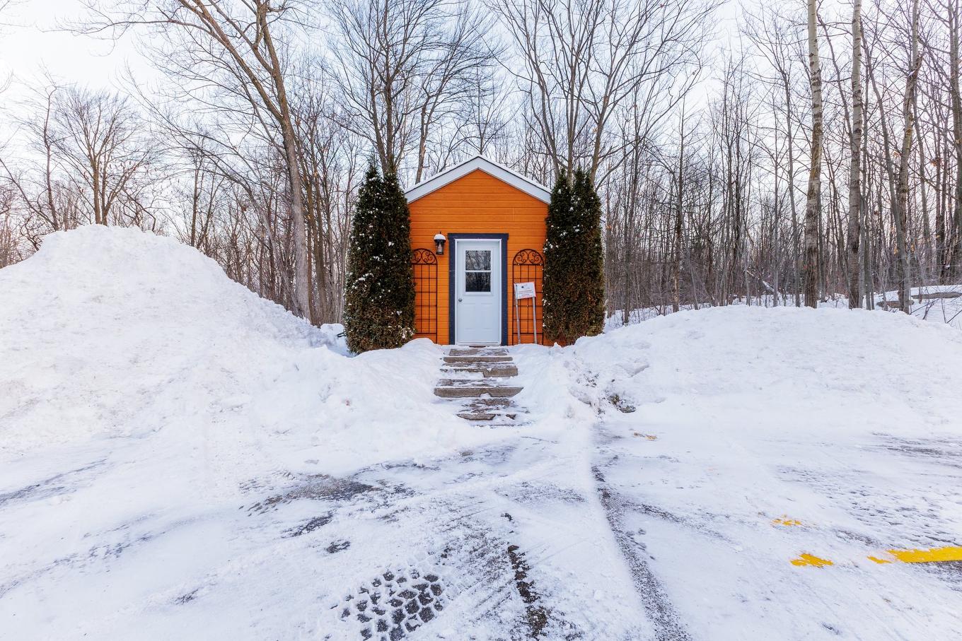 Rangement - 5-41 Rue De Maricourt, L'Île-Perrot, QC - Outdoor