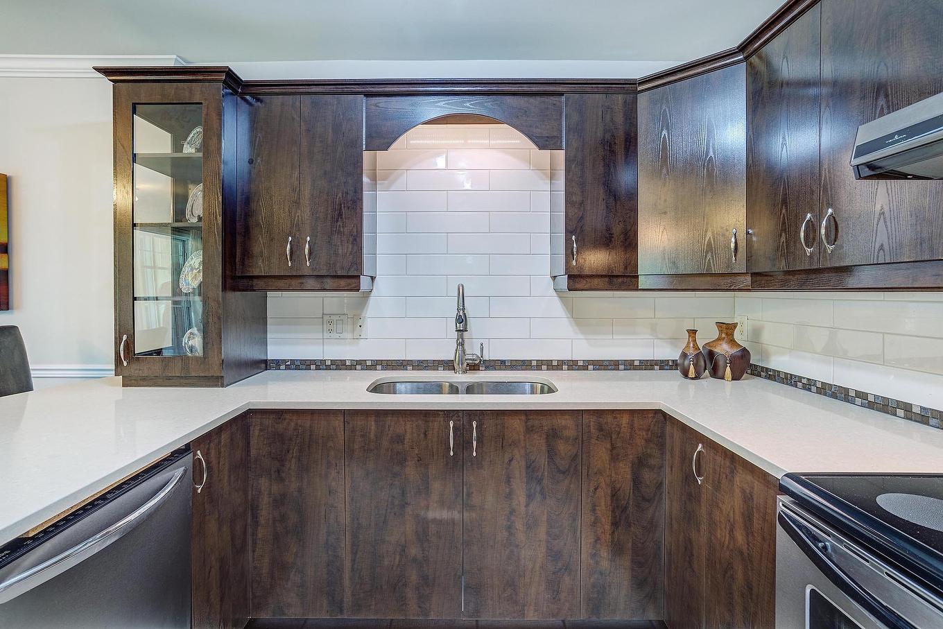 Cuisine - 5-41 Rue De Maricourt, L'Île-Perrot, QC - Indoor Photo Showing Kitchen With Double Sink