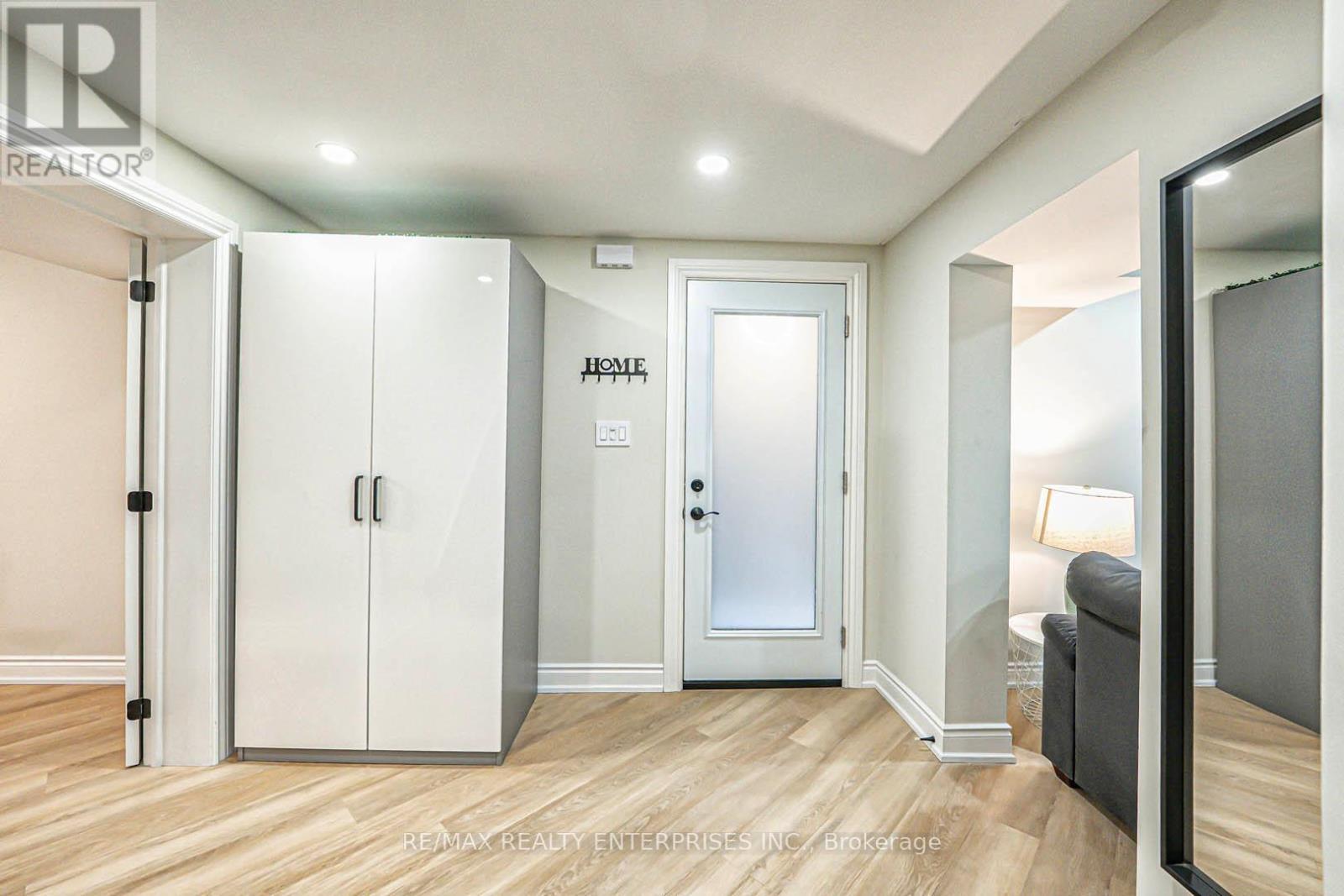 2344 Kenbarb Road, Mississauga, ON - Indoor Photo Showing Other Room