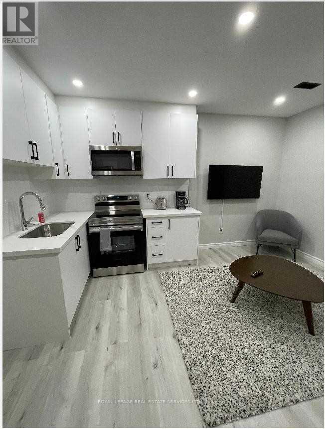 238 Queen Street S, Mississauga, ON