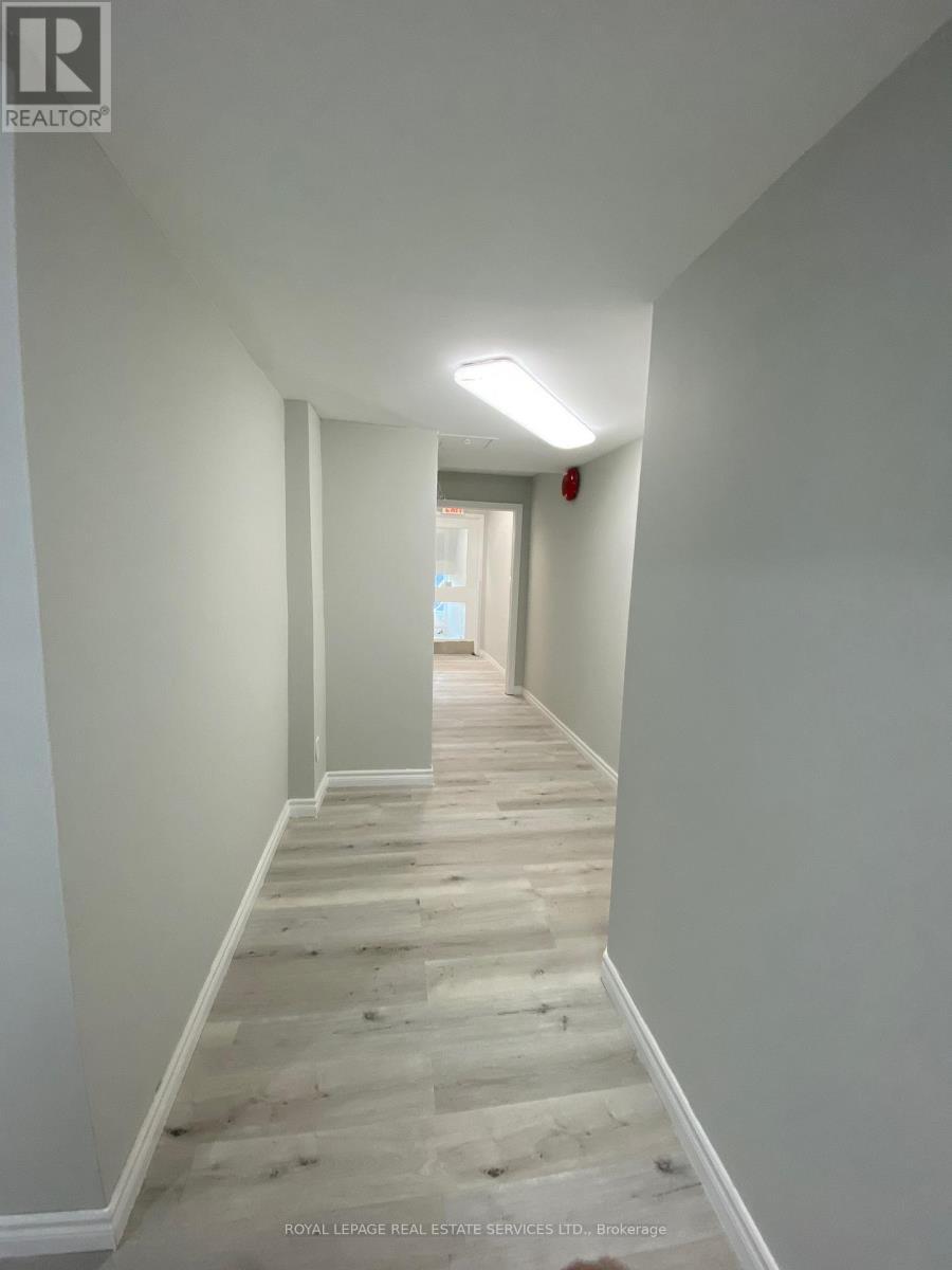 238 Queen Street S, Mississauga, ON