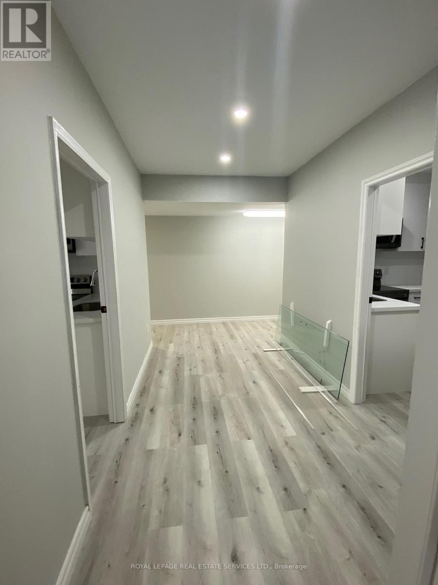 238 Queen Street S, Mississauga, ON