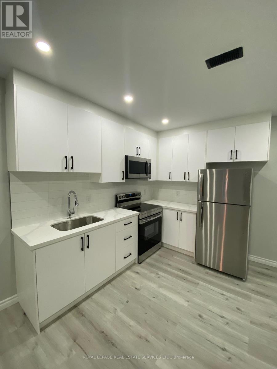 238 Queen Street S, Mississauga, ON