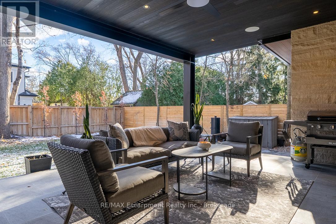 540 Patricia Drive, Oakville (Wo West), ON - Outdoor With Deck Patio Veranda With Exterior