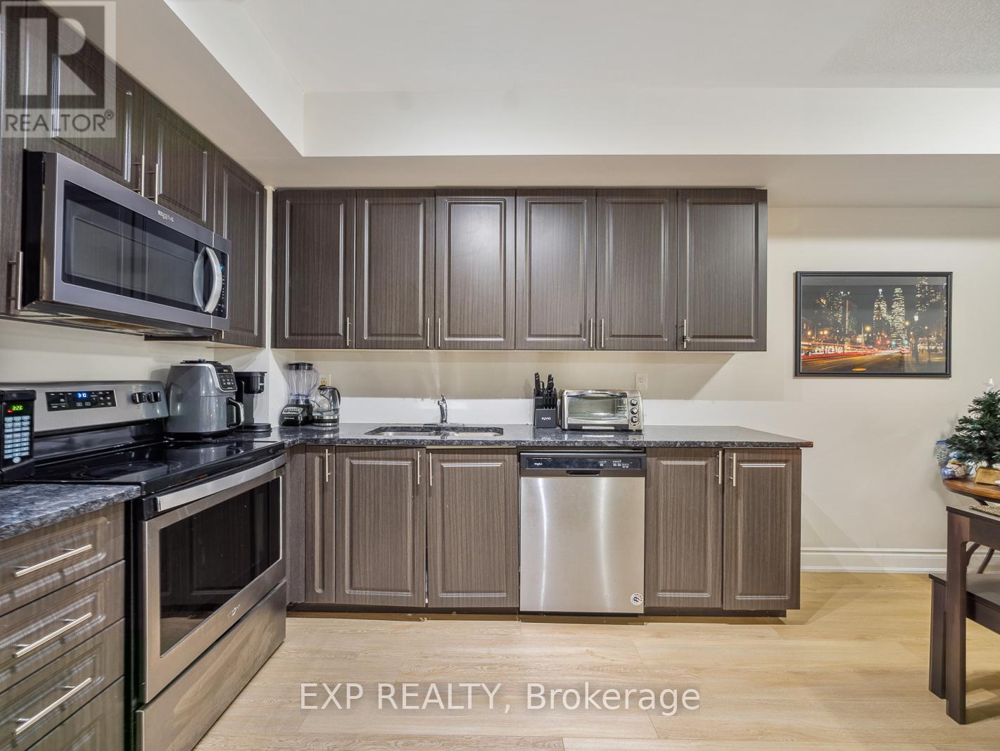 101 - 8825 Sheppard Avenue E, Toronto, ON - Indoor Photo Showing Kitchen