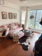 512 - 376 HIGHWAY 7 E Richmond Hill, ON L4B 0C7