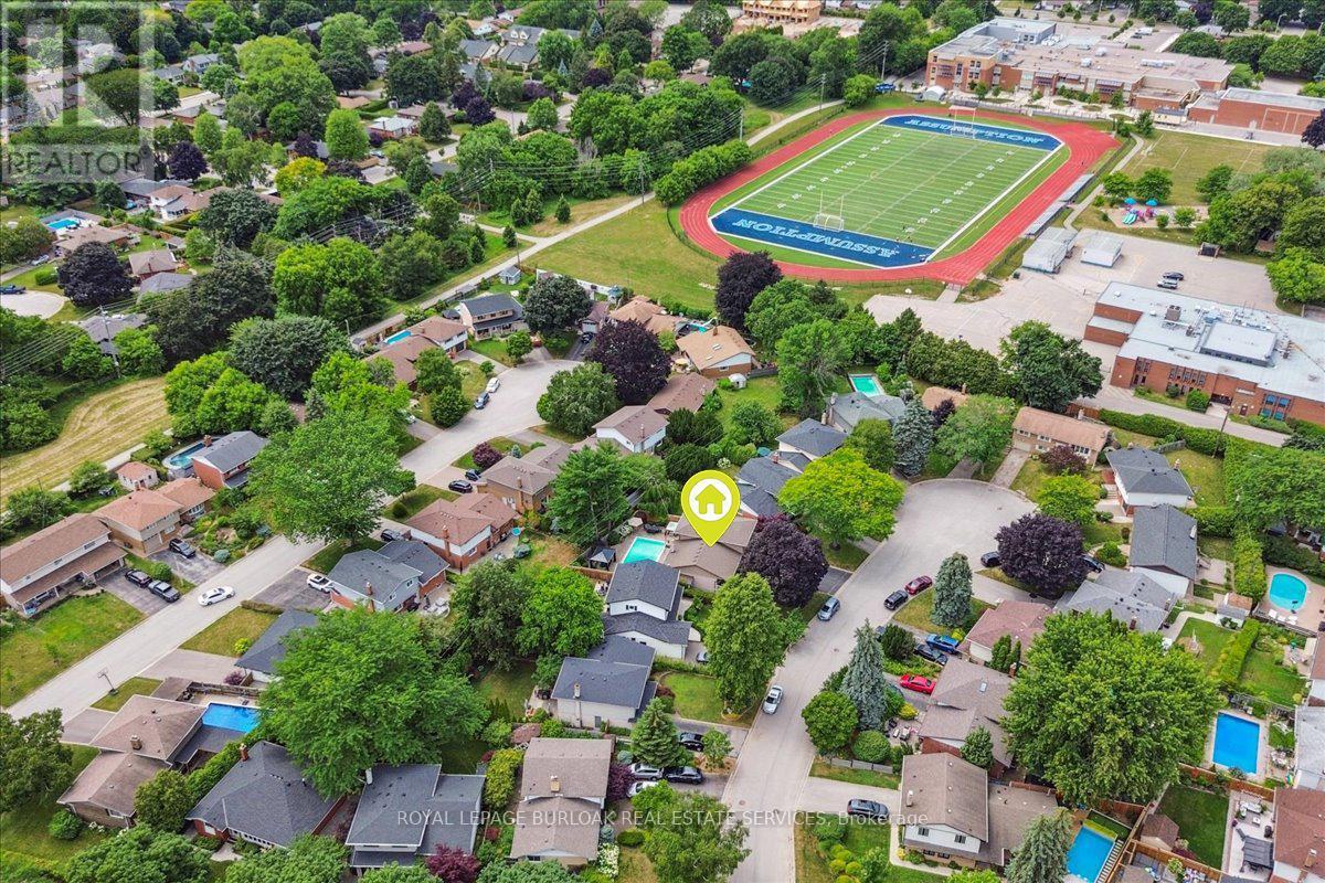 510 Fenwick Place, Burlington, ON - Outdoor With View