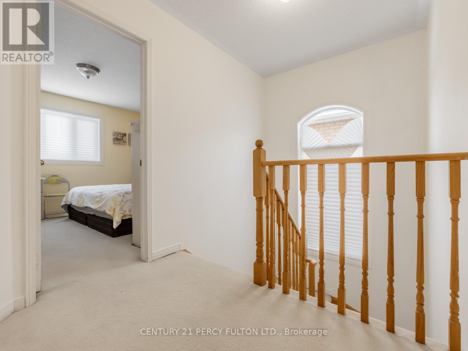 3040 Bentley Drive, Mississauga, ON - Indoor Photo Showing Other Room