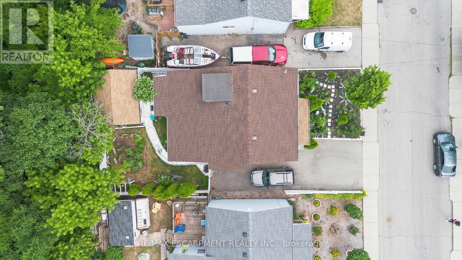 15 Dalhousie Avenue, Hamilton, ON - Outdoor