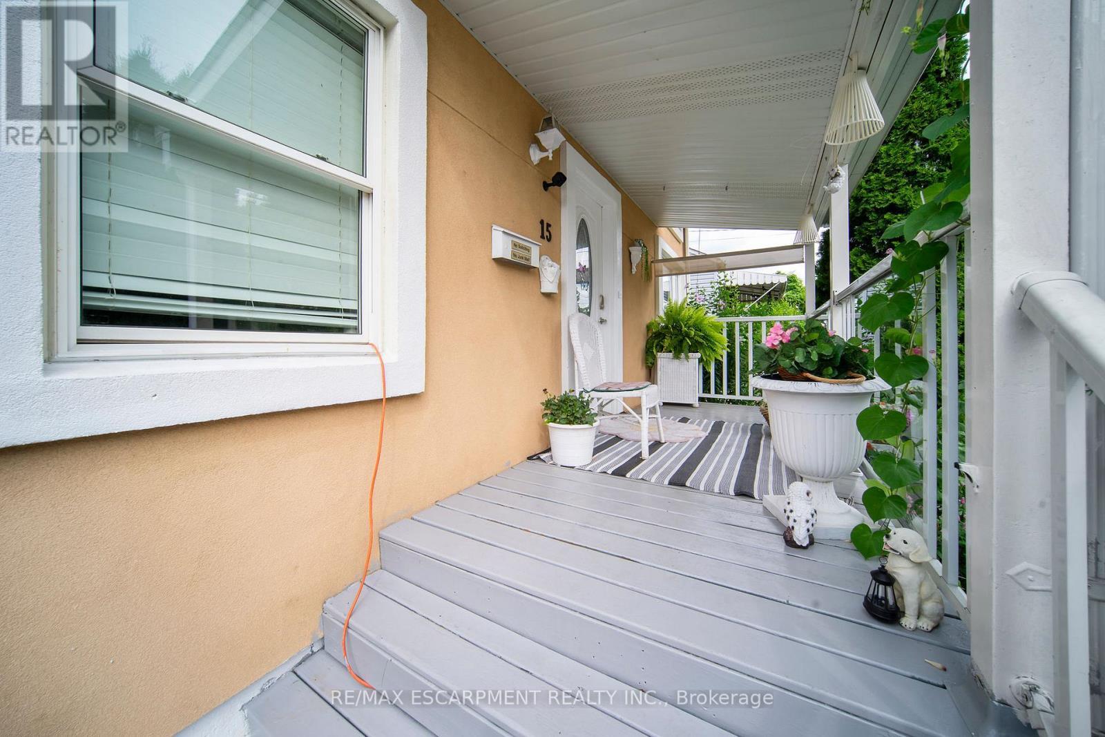 15 Dalhousie Avenue, Hamilton, ON - Outdoor With Deck Patio Veranda With Exterior