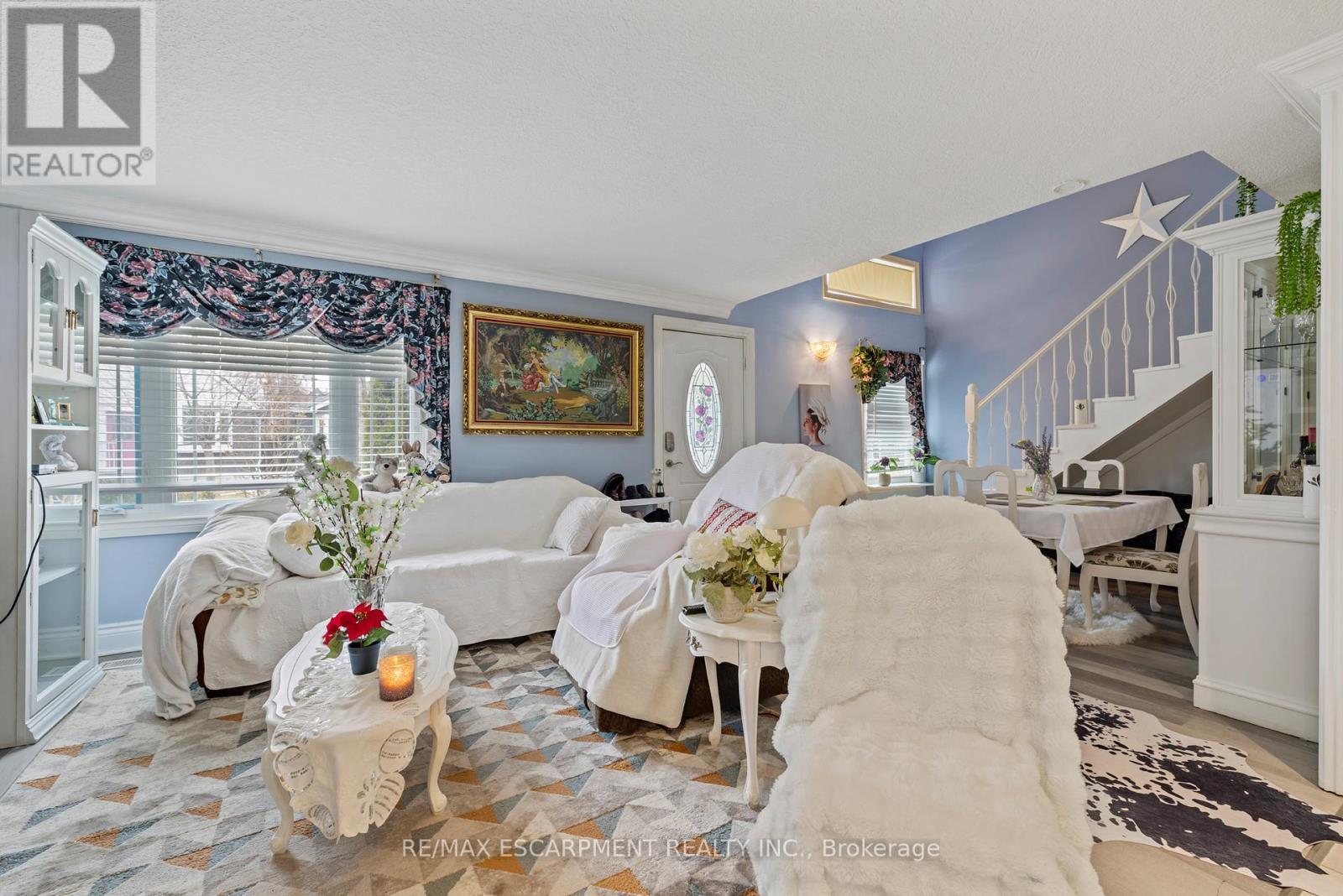 15 Dalhousie Avenue, Hamilton, ON - Indoor