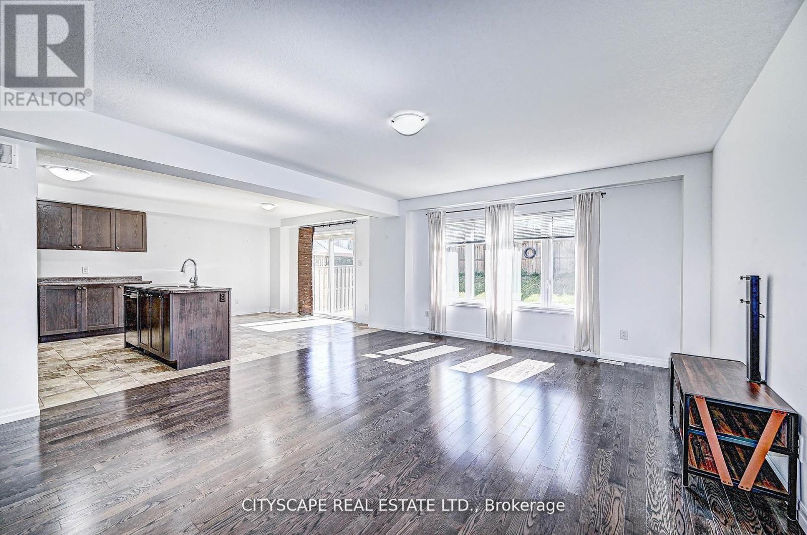 6 Castlebay Street, Kitchener, ON - Indoor Photo Showing Other Room