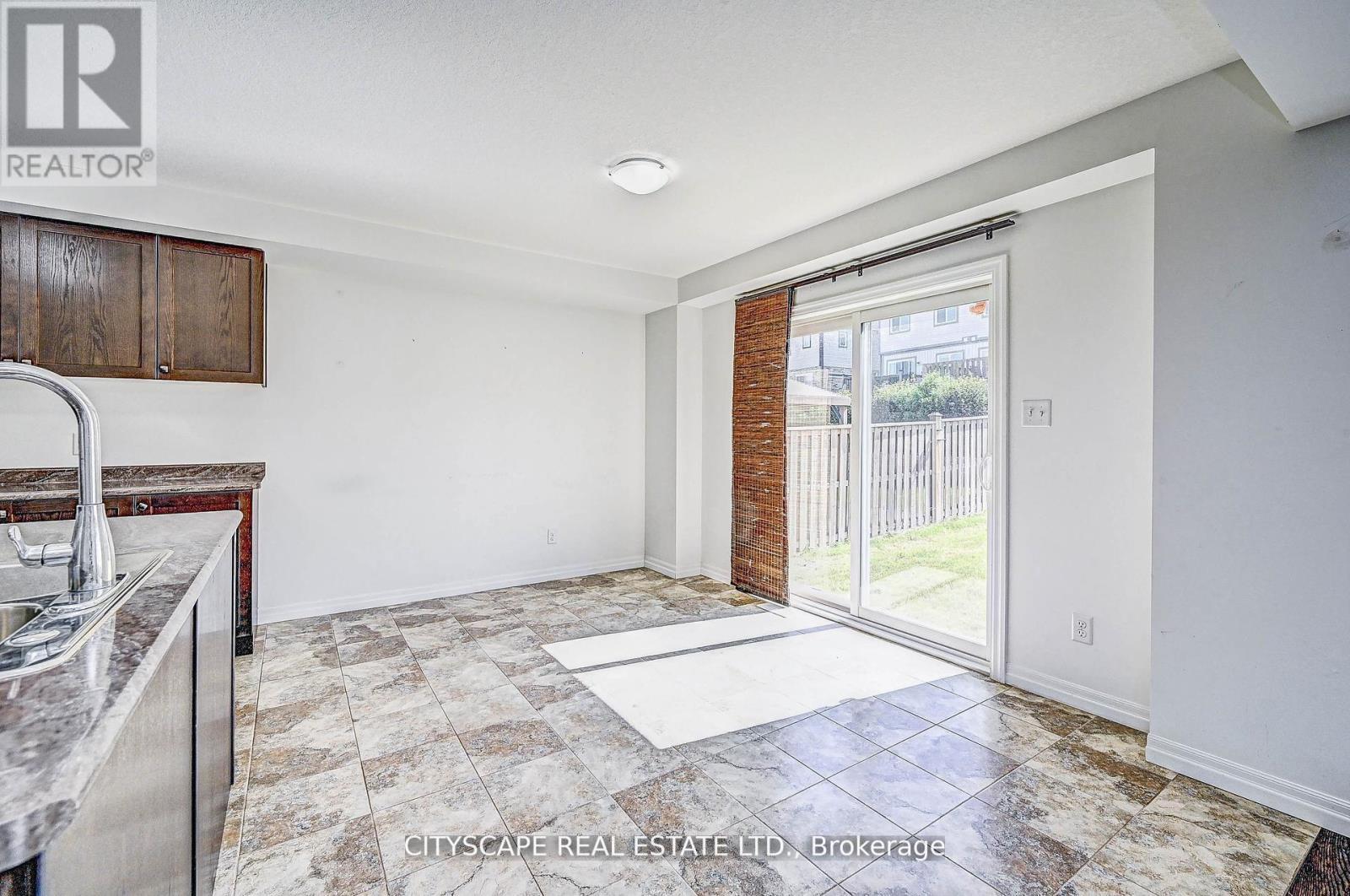 6 Castlebay Street, Kitchener, ON - Indoor