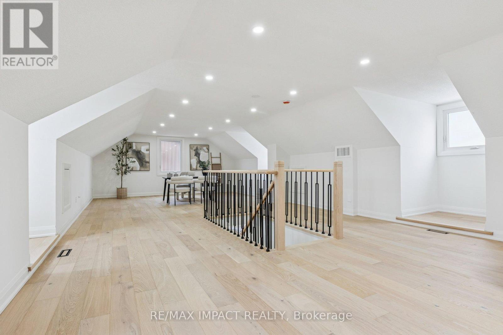 1871 Brookshire Square, Pickering (Liverpool), ON - Indoor Photo Showing Other Room