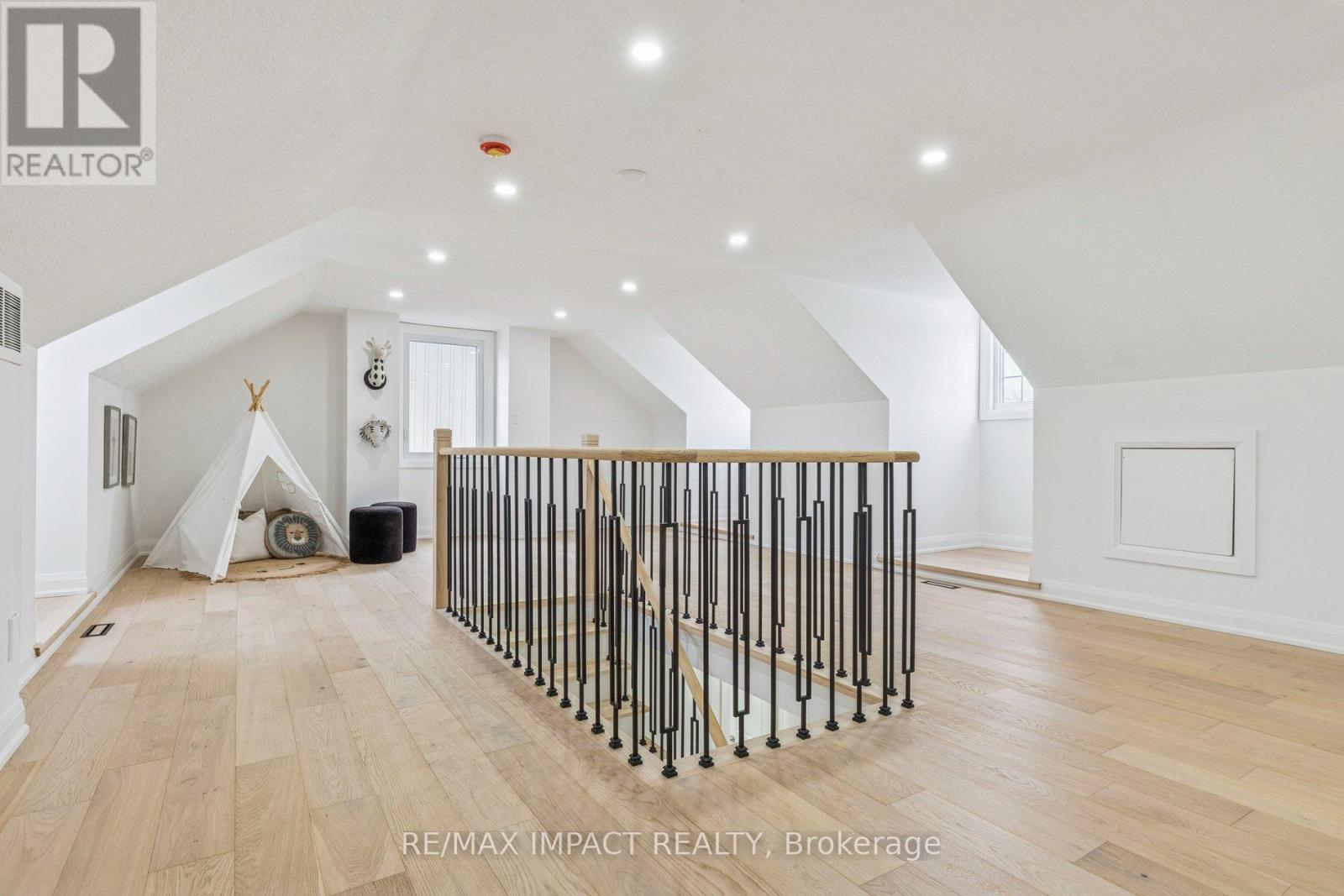 1871 Brookshire Square, Pickering (Liverpool), ON - Indoor Photo Showing Other Room