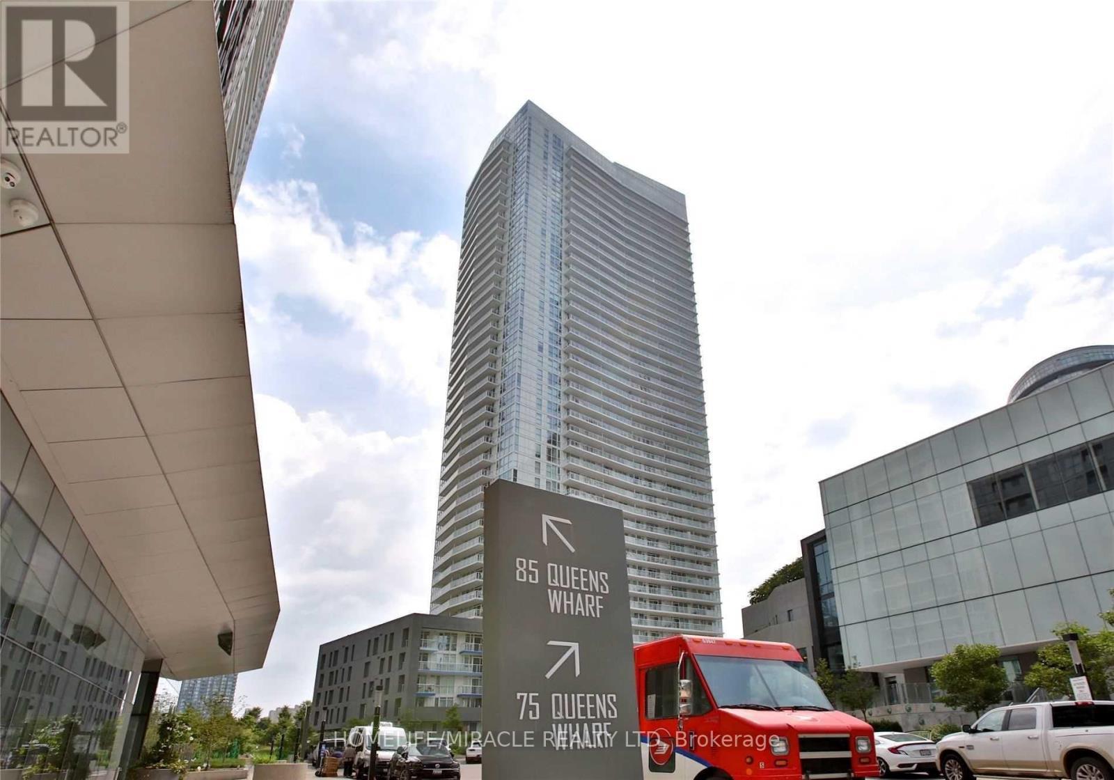 2609 - 75 Queens Wharf Road, Toronto, ON - Outdoor