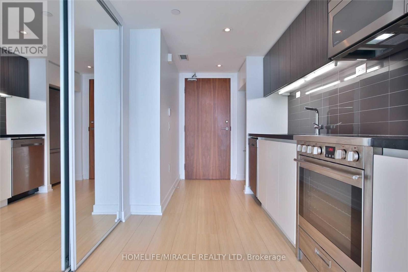 2609 - 75 Queens Wharf Road, Toronto, ON - Indoor Photo Showing Kitchen With Stainless Steel Kitchen