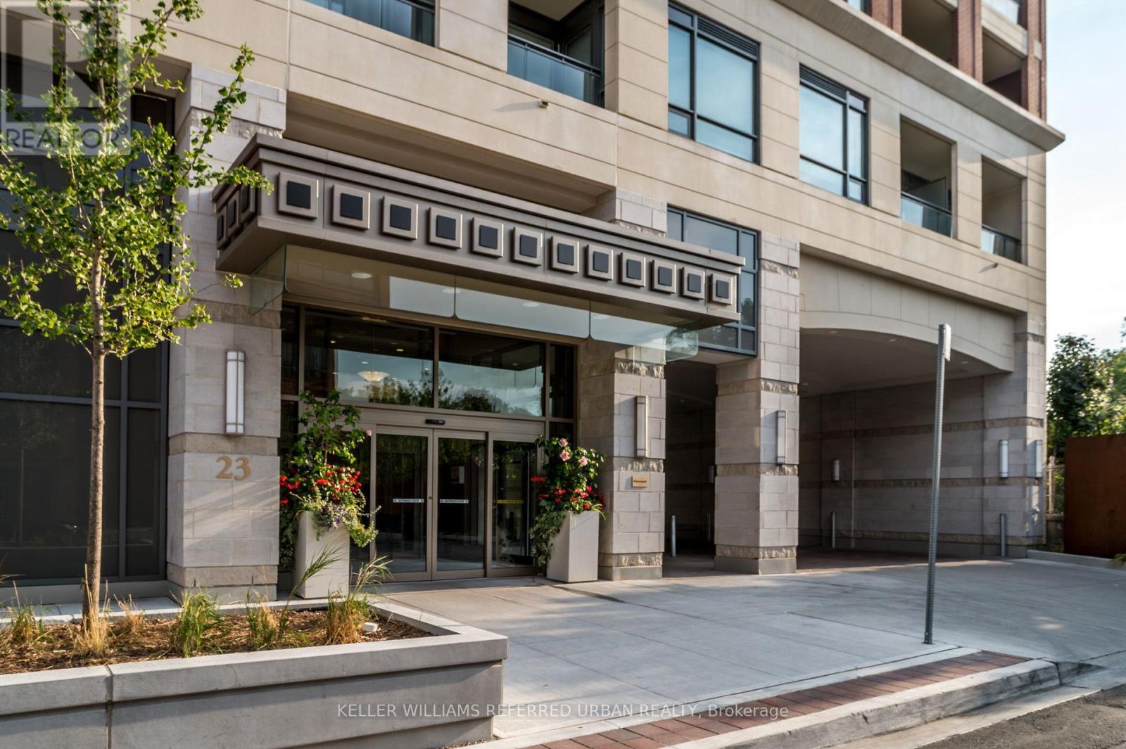 725 - 23 Glebe Road W, Toronto, ON - Outdoor